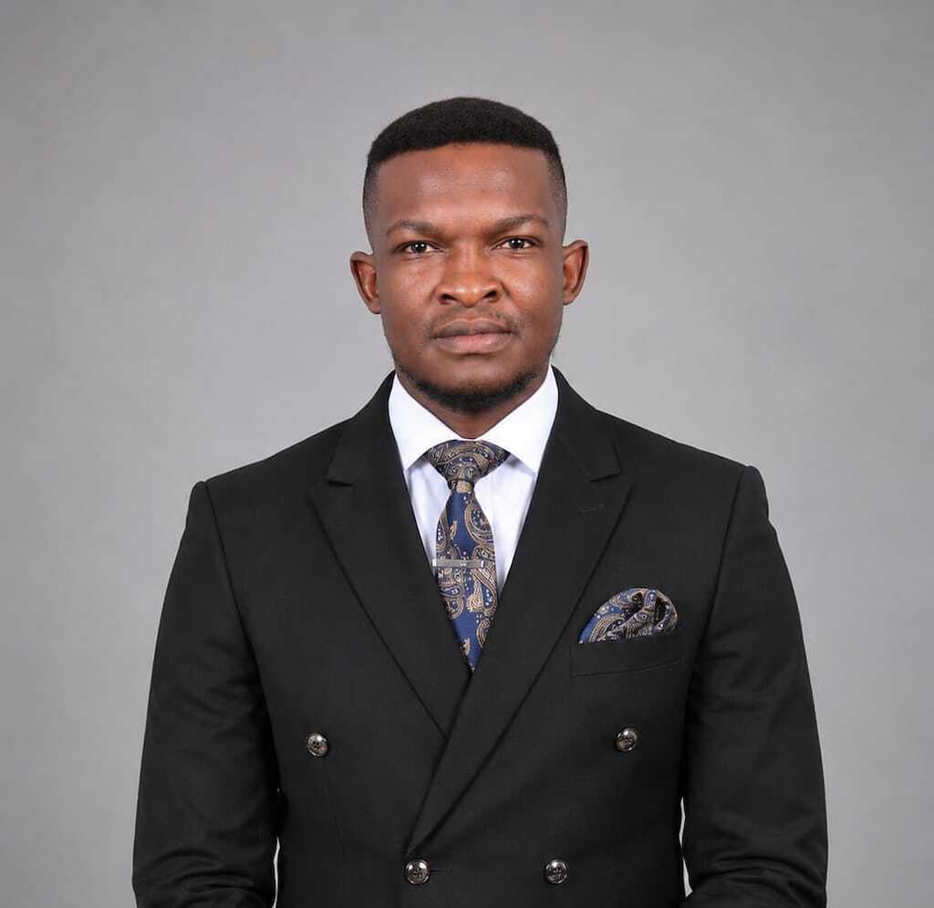 prosper-bumhudza-headshot-2